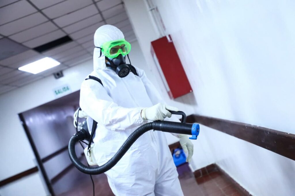 Suministro Personal para Aseo Clinicas